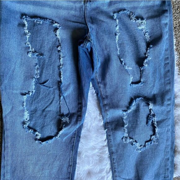 BDG Urban Outfitters Mom High Rise Distressed Jeans Size 34 - Picture 6 of 10